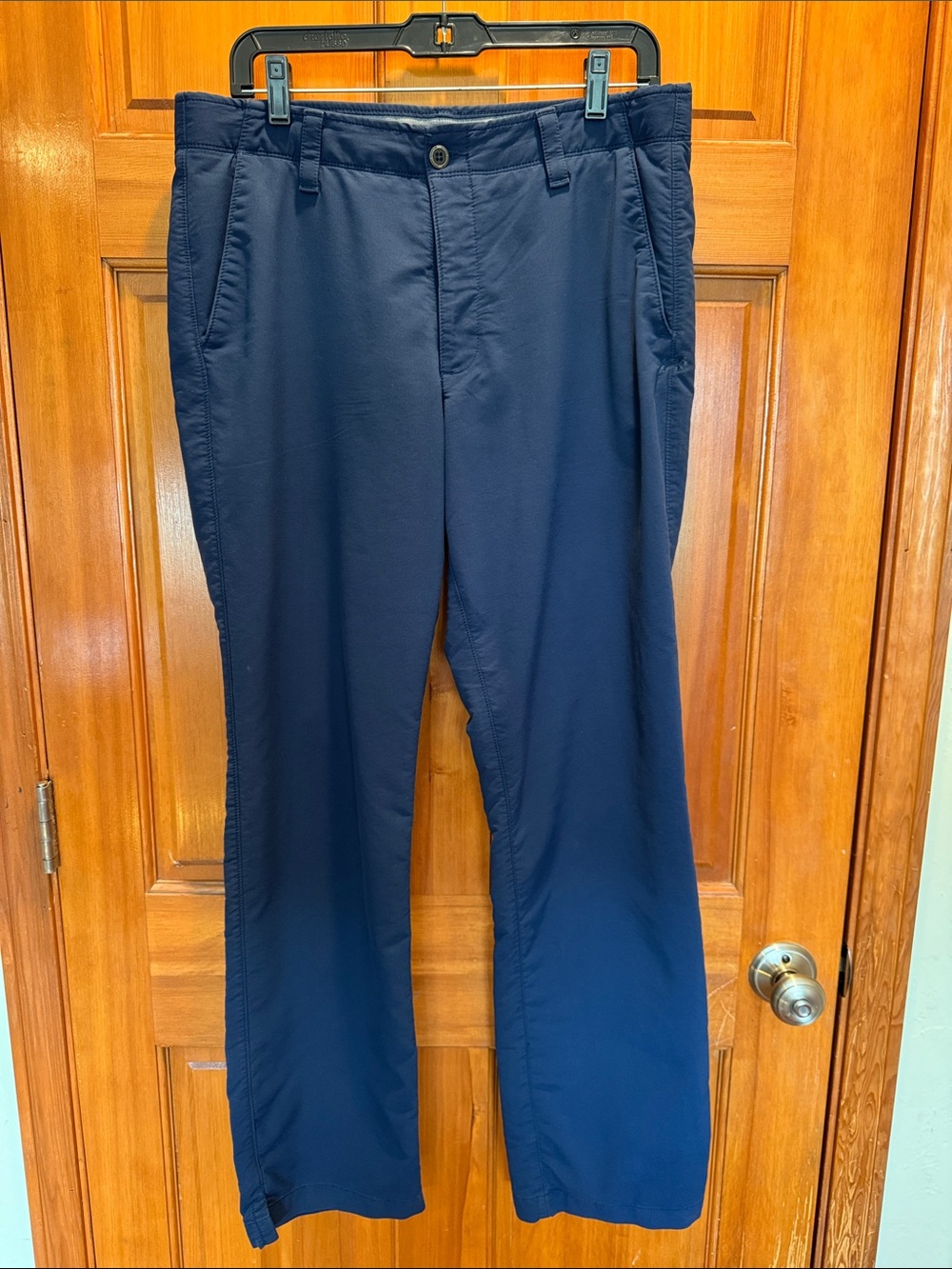 Under Armour Navy Blue Men's Loose Fit. Performance Chino Pants 34-32